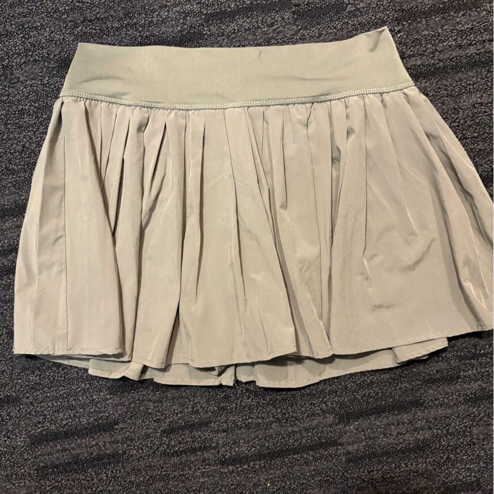 Xhilaration Light Gray A-Line Skirt